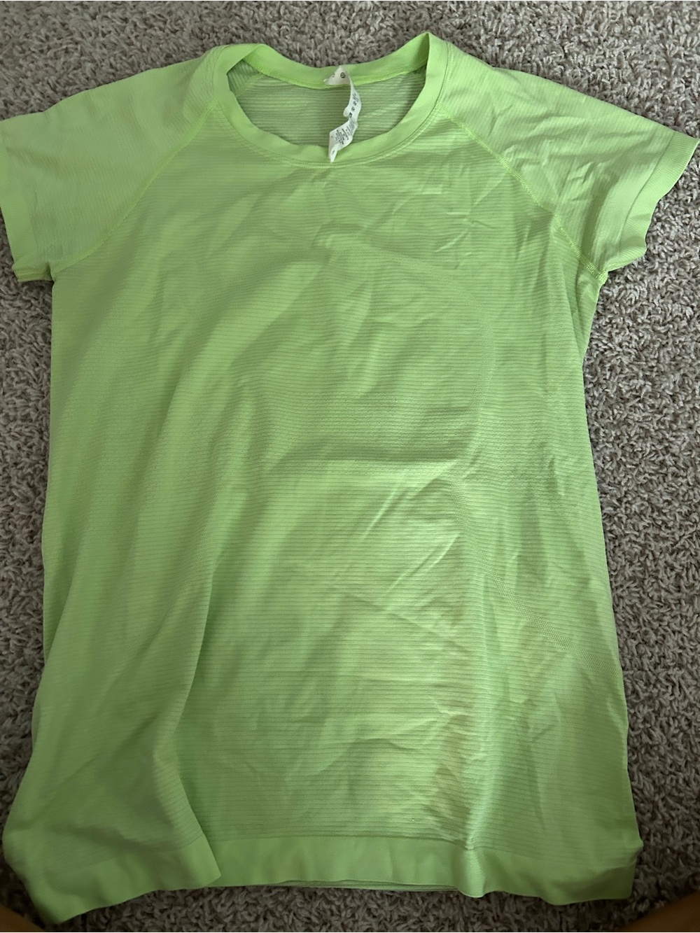 lululemon athletica green swiftley tech